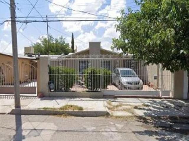 HERMOSA CASA DE RECUPERACIÓN BANCARIA EN VENTA EN COL. ALEGRE, JUÁREZ, CHIHUAHUA
