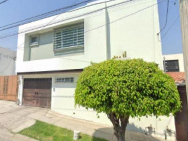 HERMOSA CASA DE RECUPERACIÓN BANCARIA EN VENTA EN VALLE DEL CAMPESTRE, LEÓN, GTO
