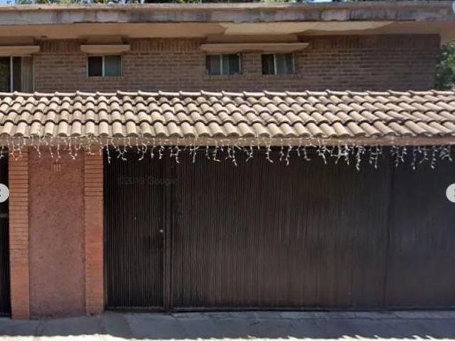 HERMOSA CASA DE RECUPERACIÓN BANCARIA EN VENTA EN ZONA CENTRO, SALTILLO, COAHUILA