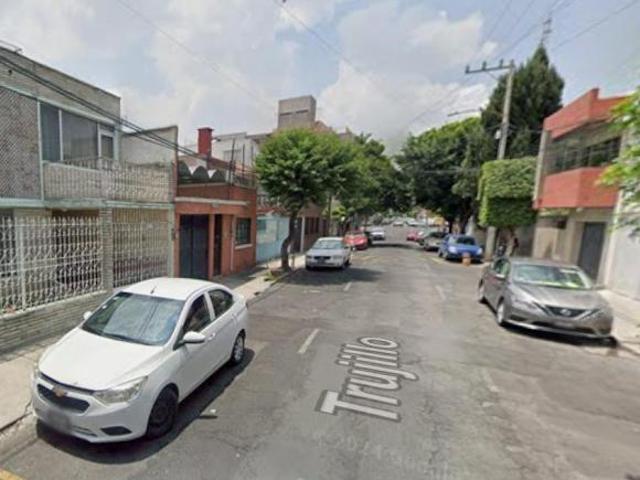 VENTA DE CASA EN CALLE TRUJILLO, COL. LINDAVISTA, GUSTAVO A. MADERO, CDMX