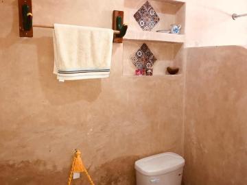 HERMOSA CASA DE UNA PLANTA EN IZAMAL CENTRO