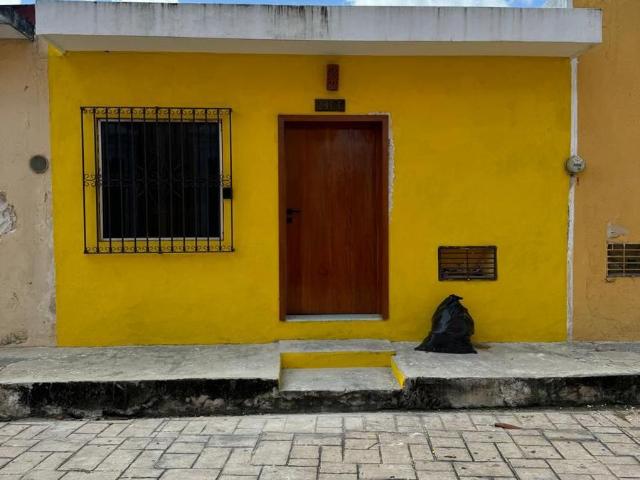 HERMOSA CASA DE UNA PLANTA EN IZAMAL CENTRO