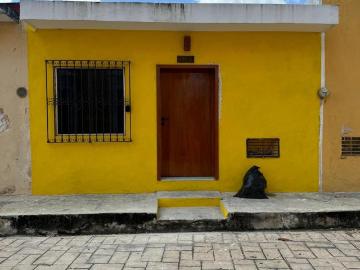 HERMOSA CASA DE UNA PLANTA EN IZAMAL CENTRO