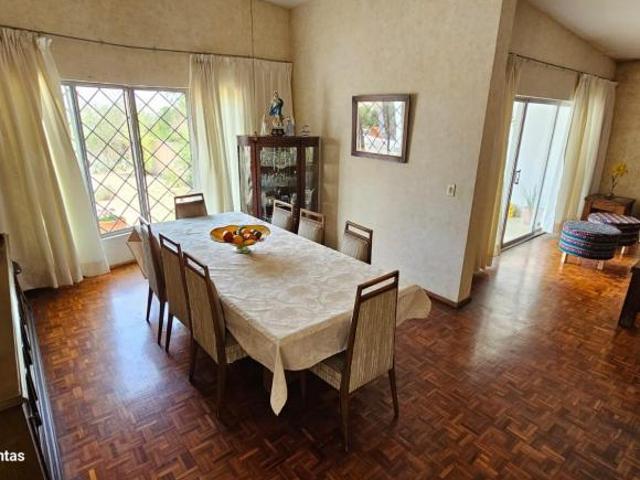 Hermosa casa de una planta en San Lorenzo