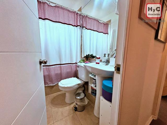 Hermosa Casa en Condominio Cerrado en Curauma | 3 dormitorios por 3950.00 en Chile
