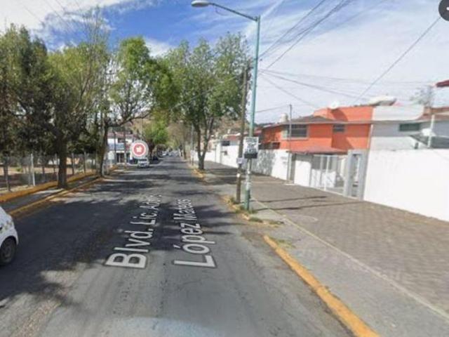 HERMOSA CASA EN CONDOMINIO EN RANCHO LA MORA TOLUCA