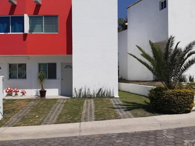 Hermosa casa en condominio privado