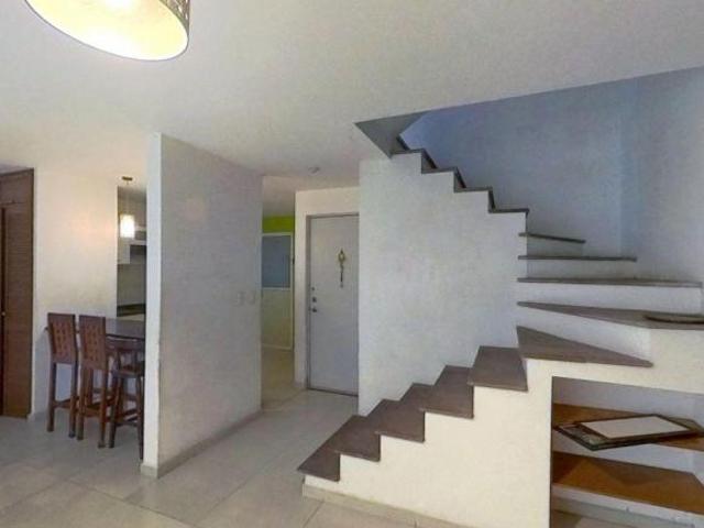 Hermosa casa en conjunto habitacional privado