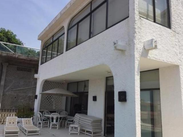 HERMOSA CASA EN COSTA AZUL, ACAPULCO Y CERCA DEL GOLF Y COSTERA 4