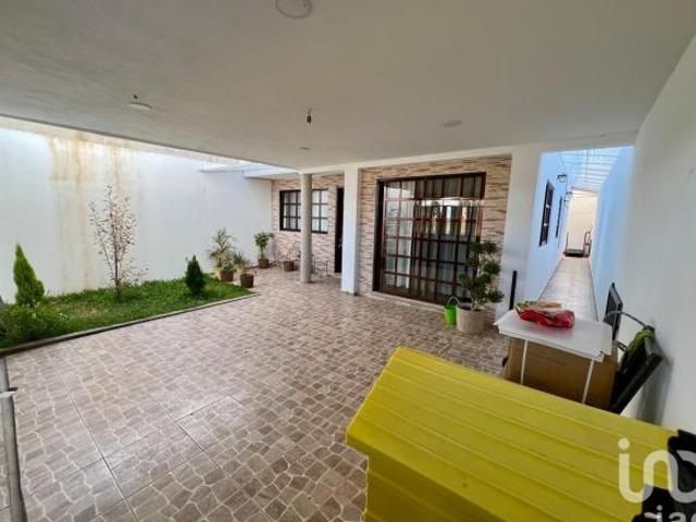 Hermosa casa en Cuanalá, Juan C Bonilla, Puebla