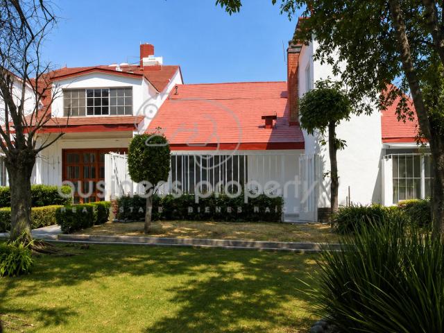 Hermosa casa en Alte?a I, Lomas Verdes