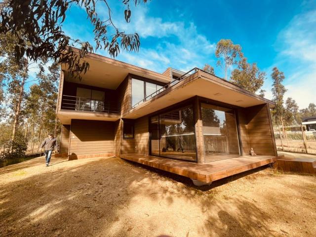 Hermosa casa en arriendo, Algarrobo