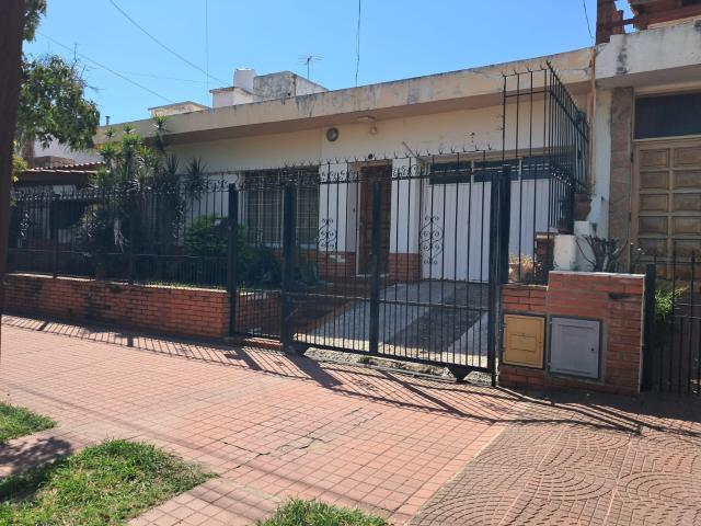 Hermosa casa en Barrio Juniors