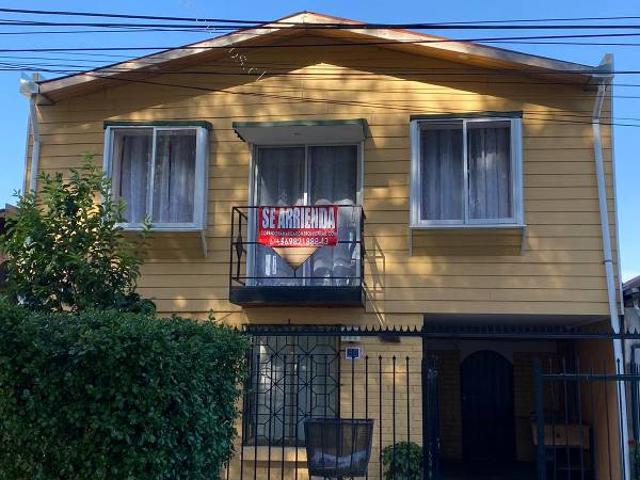 Hermosa casa en barrio tipo condominio