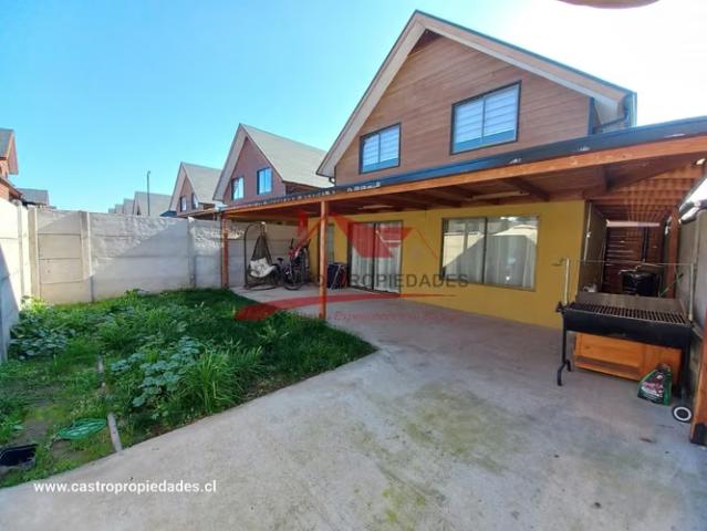 Hermosa casa en buin, 3 dormitorios 3 baños | 3 dormitorios por 4855.00 en Buin