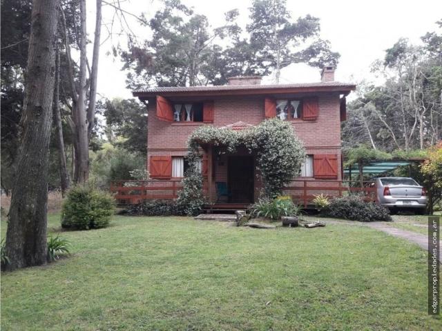 HERMOSA CASA EN EXCELENTE ZONA
