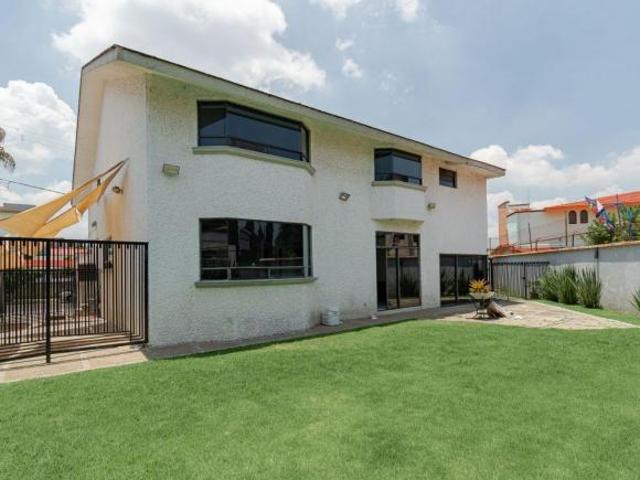 Hermosa Casa en fraccionamiento privado 3 Recámaras, 768 m² de Terreno y Seguridad 24 horas