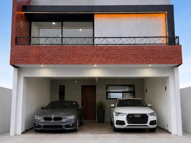 Hermosa casa en fraccionamiento seguro