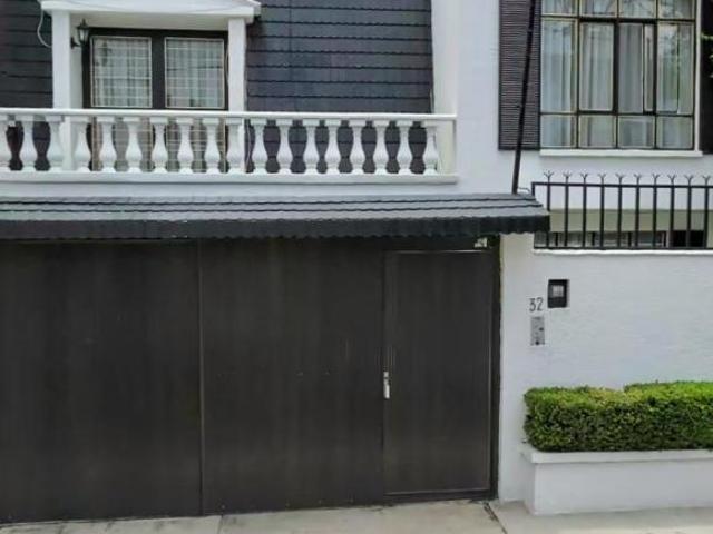 HERMOSA CASA EN JARDINES DE CHURUBUSCO