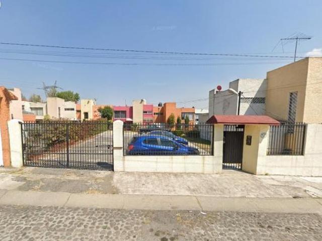 HERMOSA CASA EN JARDINES DEL ALBA CUAUTITLAN