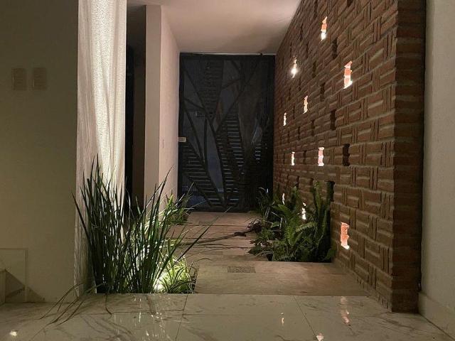 Hermosa Casa en Juan Crispín