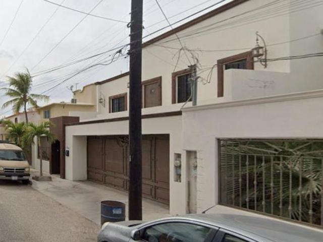 HERMOSA CASA EN SAPICOS DE 213 m2 EN VENTA!