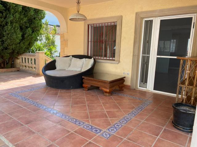 HERMOSA CASA EN POBLA DE VALLBONA