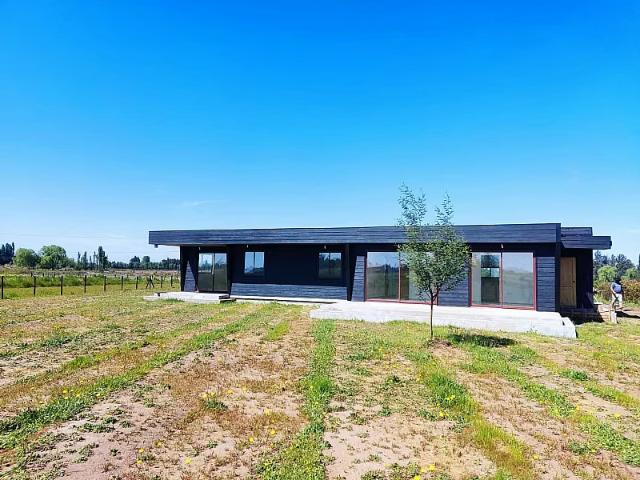 Hermosa casa en parcela camino a cato km 15 | 3 dormitorios por 4750.00 en Chillán