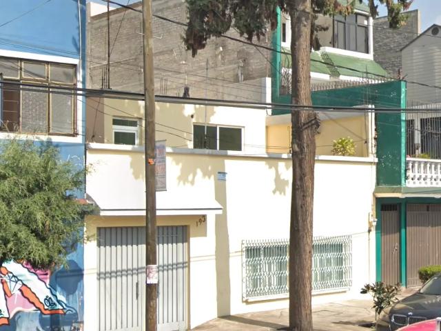 HERMOSA CASA EN PEDREGAL DE SANTO DOMINGO COYOACÁN DE REMATE BANCARIO EXCELENTE OPORTUNIDAD