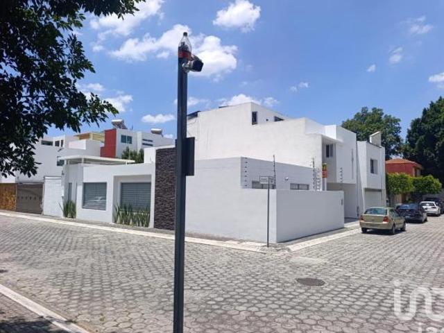 VENTA DE HERMOSA CASA EN PUEBLA