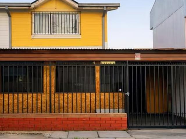 Hermosa casa en Quillota | 3 dormitorios por 65000. 00 en Quillota