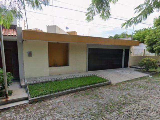 HERMOSA CASA EN RECUPERACIÓN BANCARIA UBICADA EN MICHOACÁN