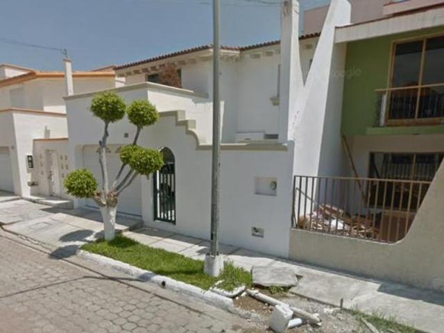 HERMOSA CASA EN REMATE EN SIERRA DE LOS VENADOS