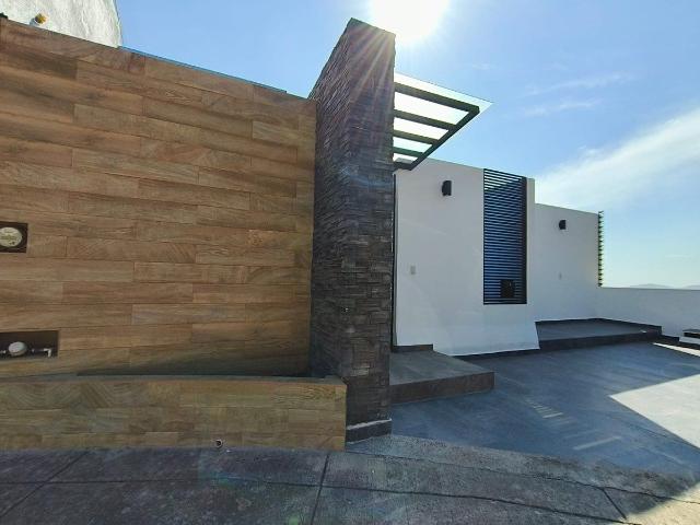 HERMOSA CASA EN RENA