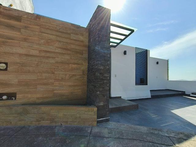HERMOSA CASA EN RENA