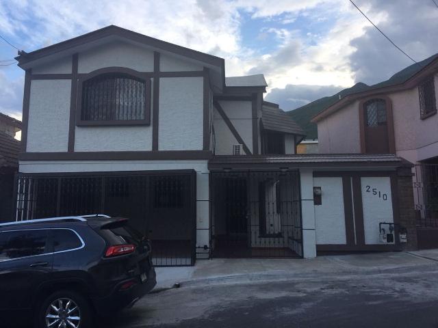 Hermosa casa en renta. Cumbres, tercer sector