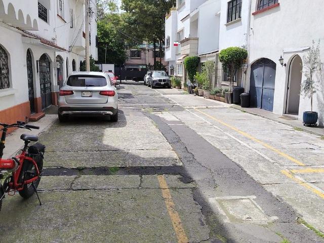 Hermosa casa en renta de 3 pisos Polanco 2da Sección !
