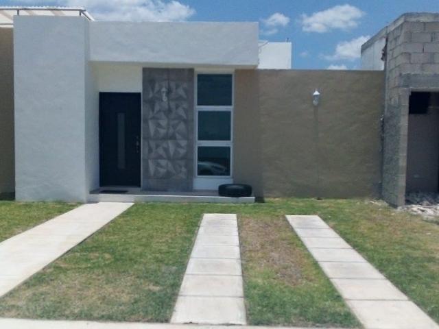 Hermosa Casa en Renta de 1 Piso Modelo Catania en Gran Santa Fe Norte