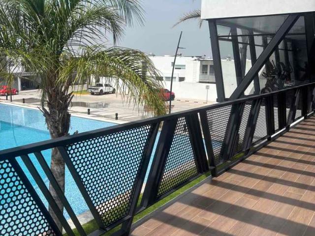 HERMOSA CASA EN RENTA EN LA PERLA