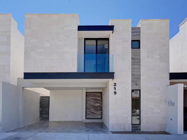 Hermosa Casa en Renta – Fraccionamiento Seterra