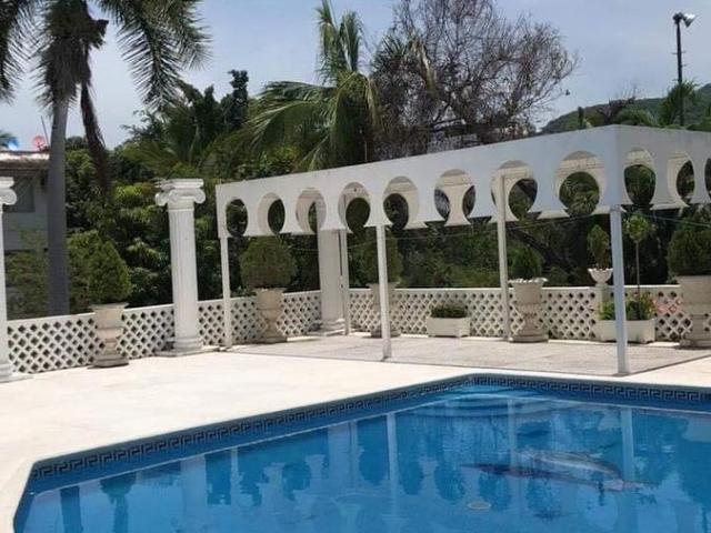 Hermosa Casa en renta por largo periodo ubicada en el Fraccionamiento Costa Azul