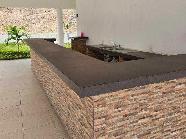 HERMOSA CASA EN RENTA Y VENTA EN RESIDENCIAL
