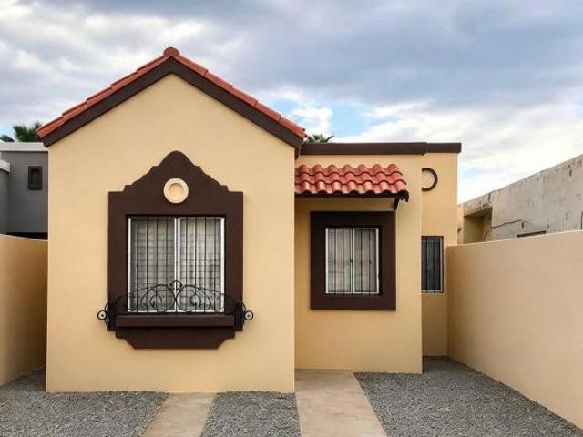 HERMOSA CASA EN RESIDENCIAL SEVILLA MEXICALI B.C
