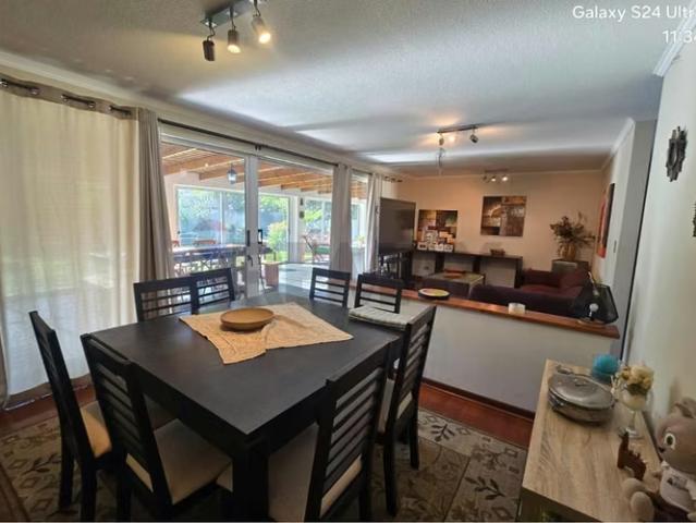 Hermosa casa en tierras lindas, santa elena | 3 dormitorios por 9650.00 en Colina