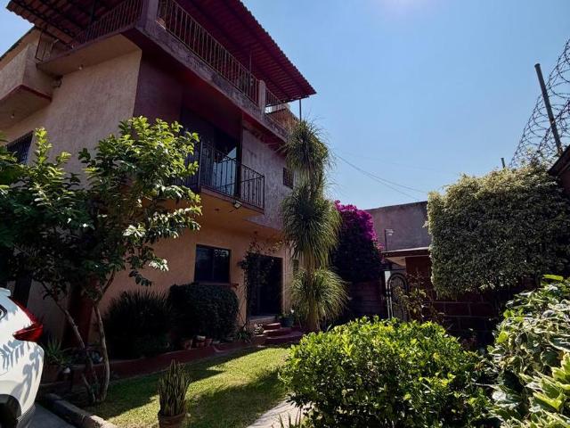 HERMOSA CASA EN VENTA CON PISCINA, LAS GRANJAS CUERNAVACA