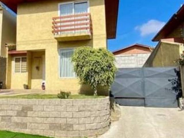 Hermosa Casa en Venta, Condominio Acogedor
