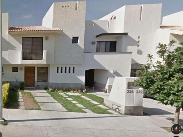 HERMOSA CASA EN VENTA BOSQUE ANDINO 224 GUANAJUATO