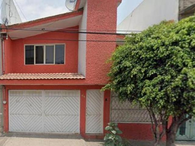 Hermosa Casa en venta Bellas Artes 64