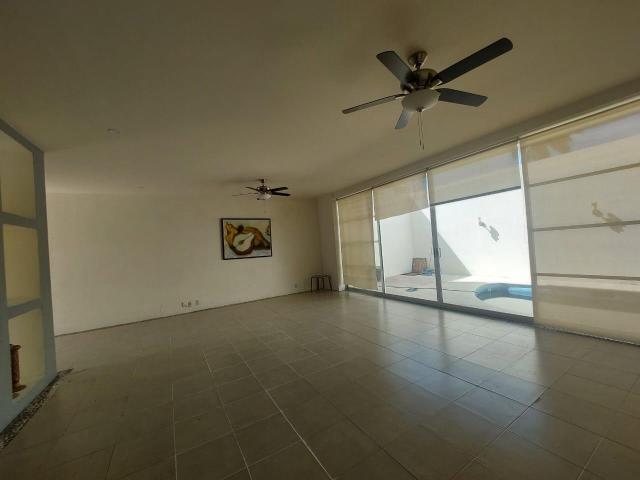 Hermosa Casa en venta bvld de las Naciones en zona Diamante de Acapulco, Gro