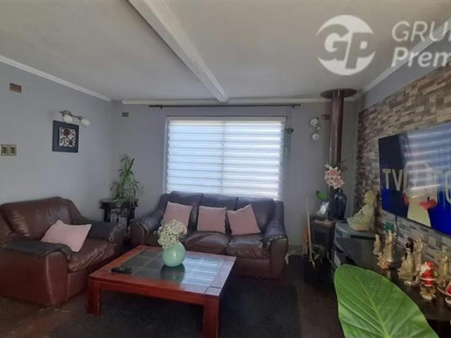 Hermosa Casa en venta de 4 dorm. En Algarrobo | 4 dormitorios por 3900.00 en Algarrobo